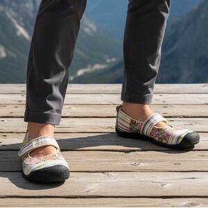 Keen Harvest Mary Jane Shoes Womens 8 Multi Patchwork Floral Cottage Boho Hiking